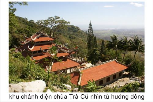 Khu Chính điện Chùa Tà Cú nhìn từ hướng Đông